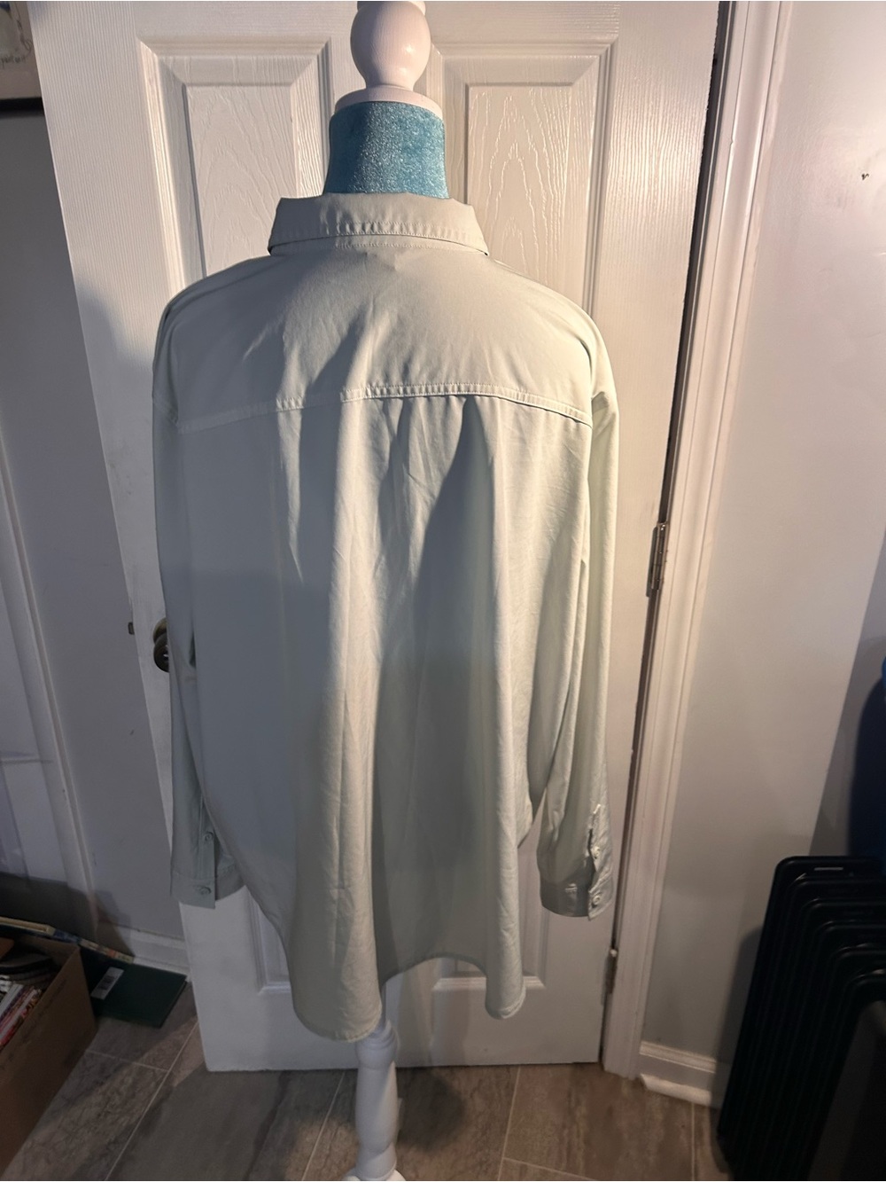Eddie Bauer Light Sage Green Casual Button-Down Shirt - Picture 2 of 4